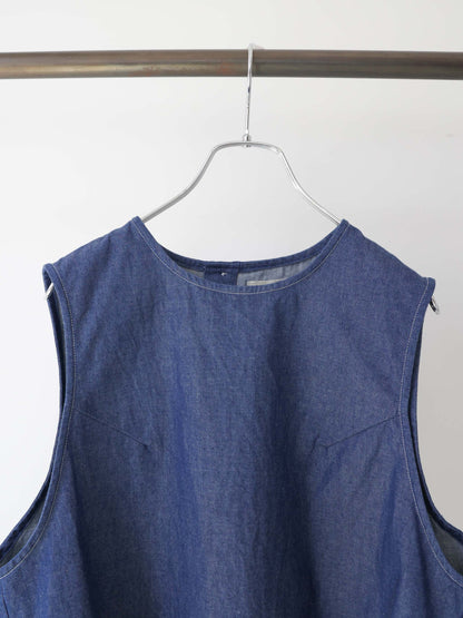 compact denim vest