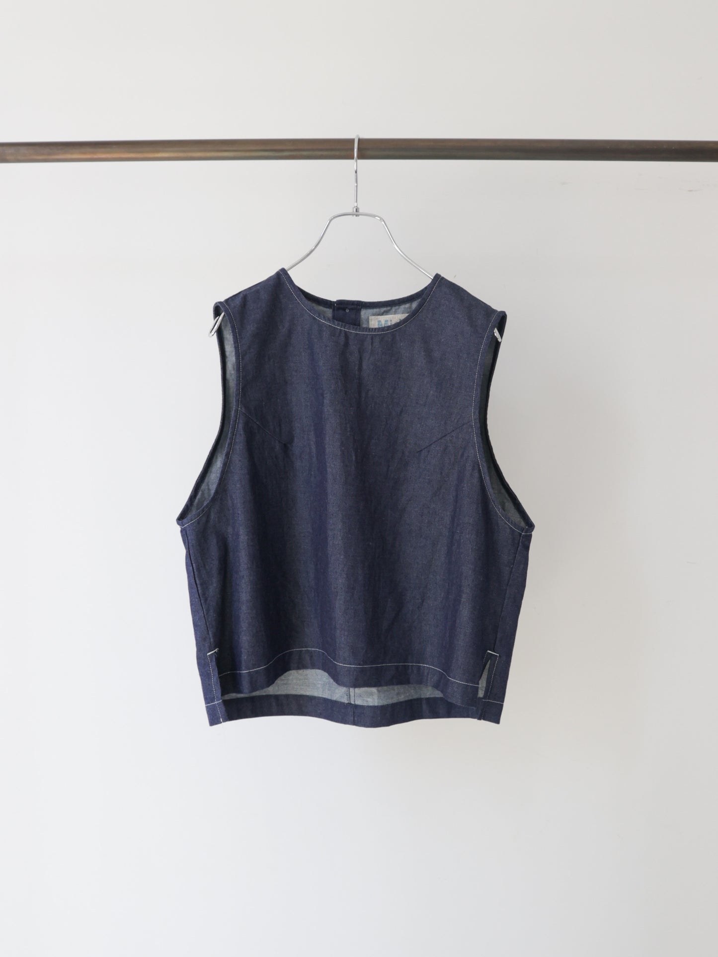 compact denim vest