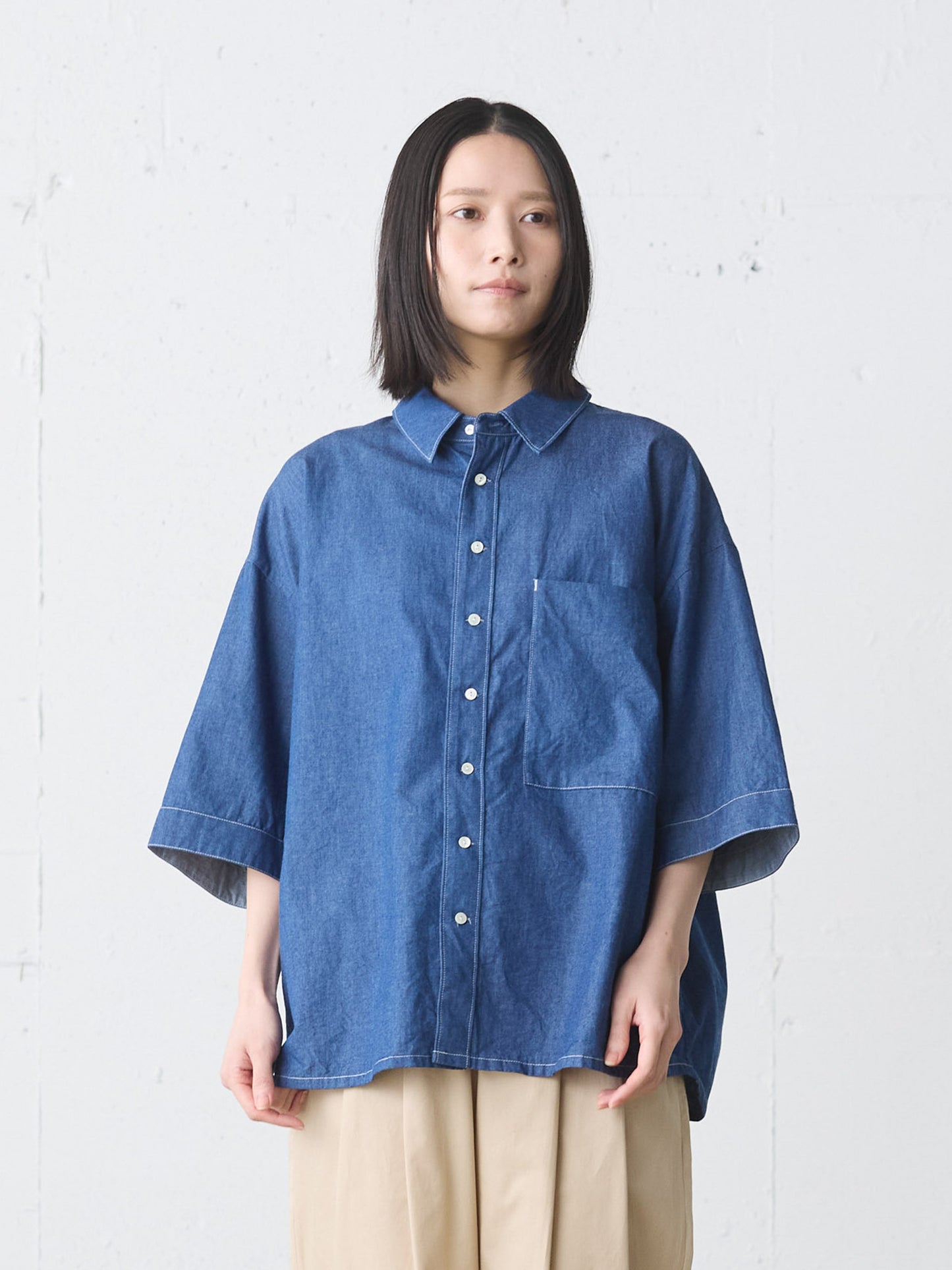 big pocket denim shirt