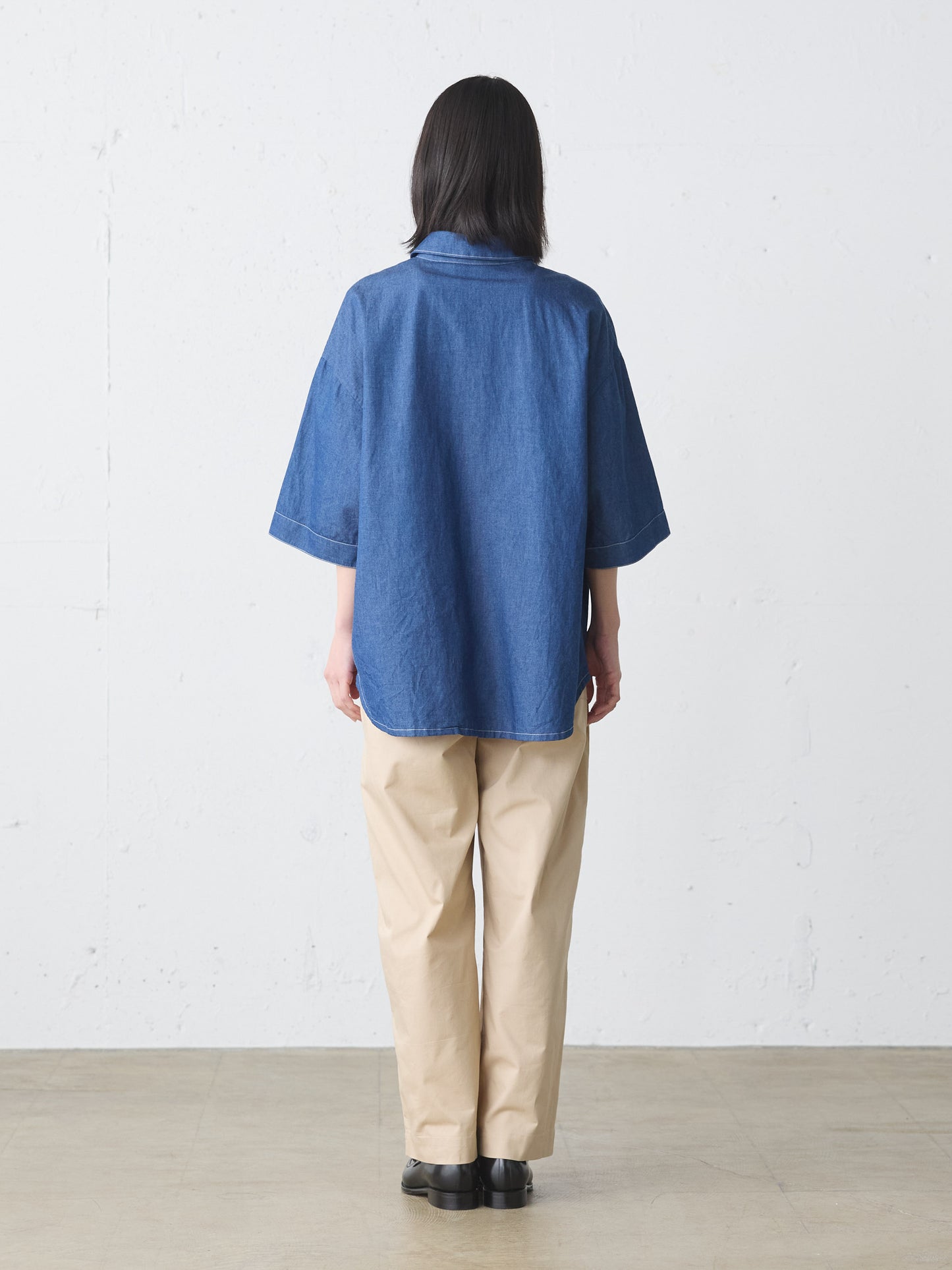big pocket denim shirt