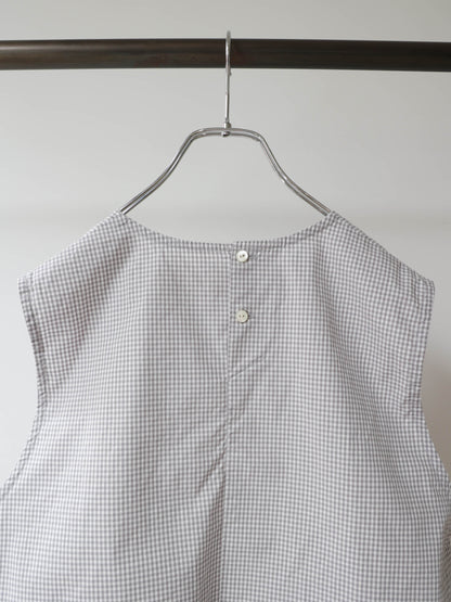 gradation dye nosleeve shirt