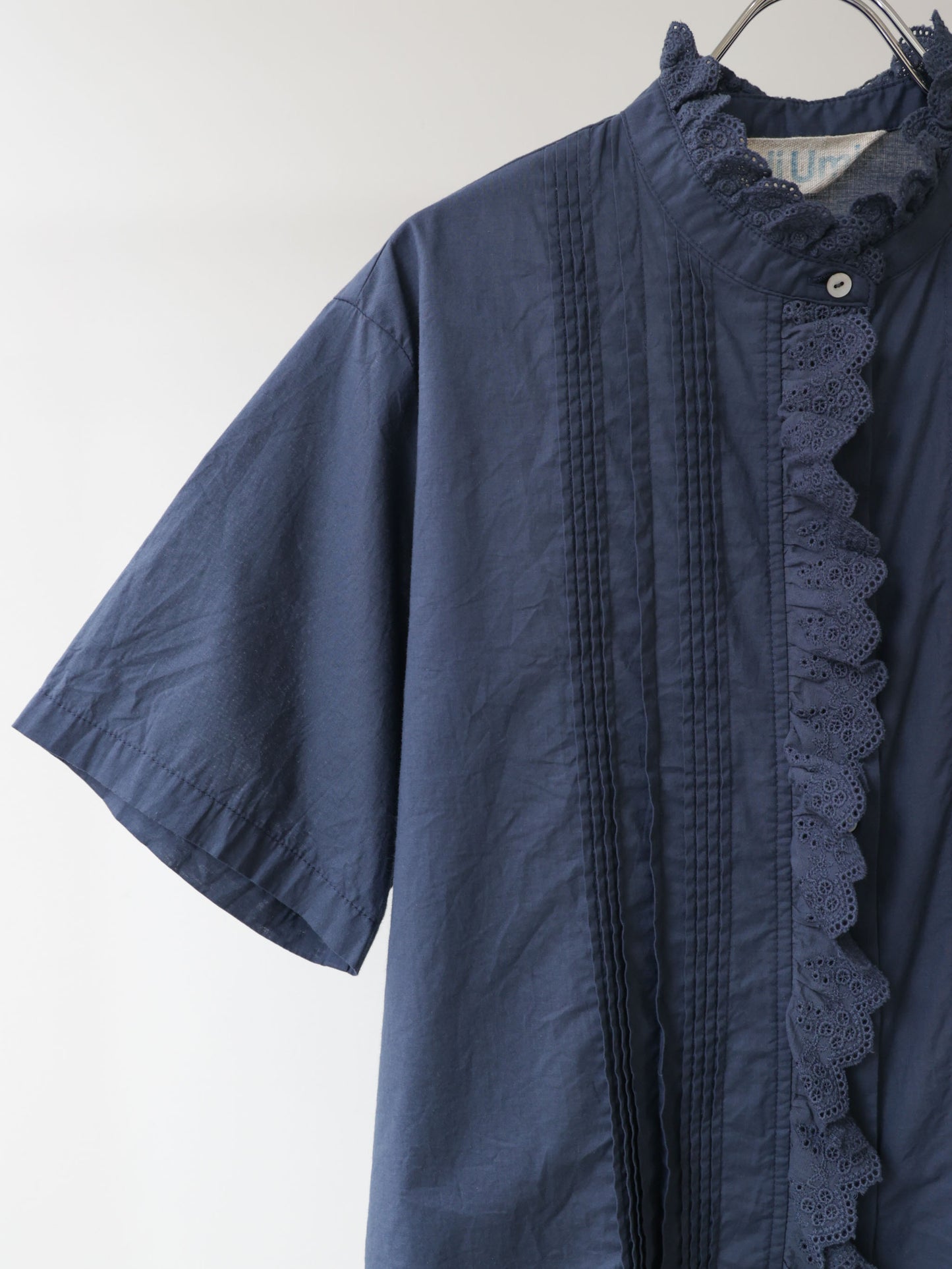 pin tuck lace shirt S/S
