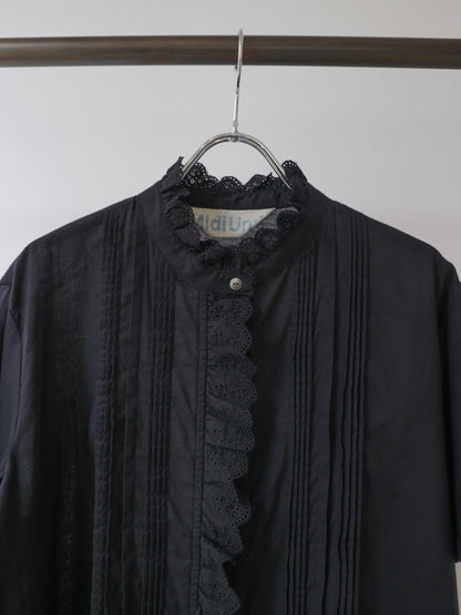 pin tuck lace shirt S/S