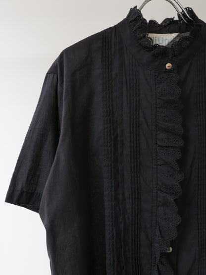 pin tuck lace shirt S/S