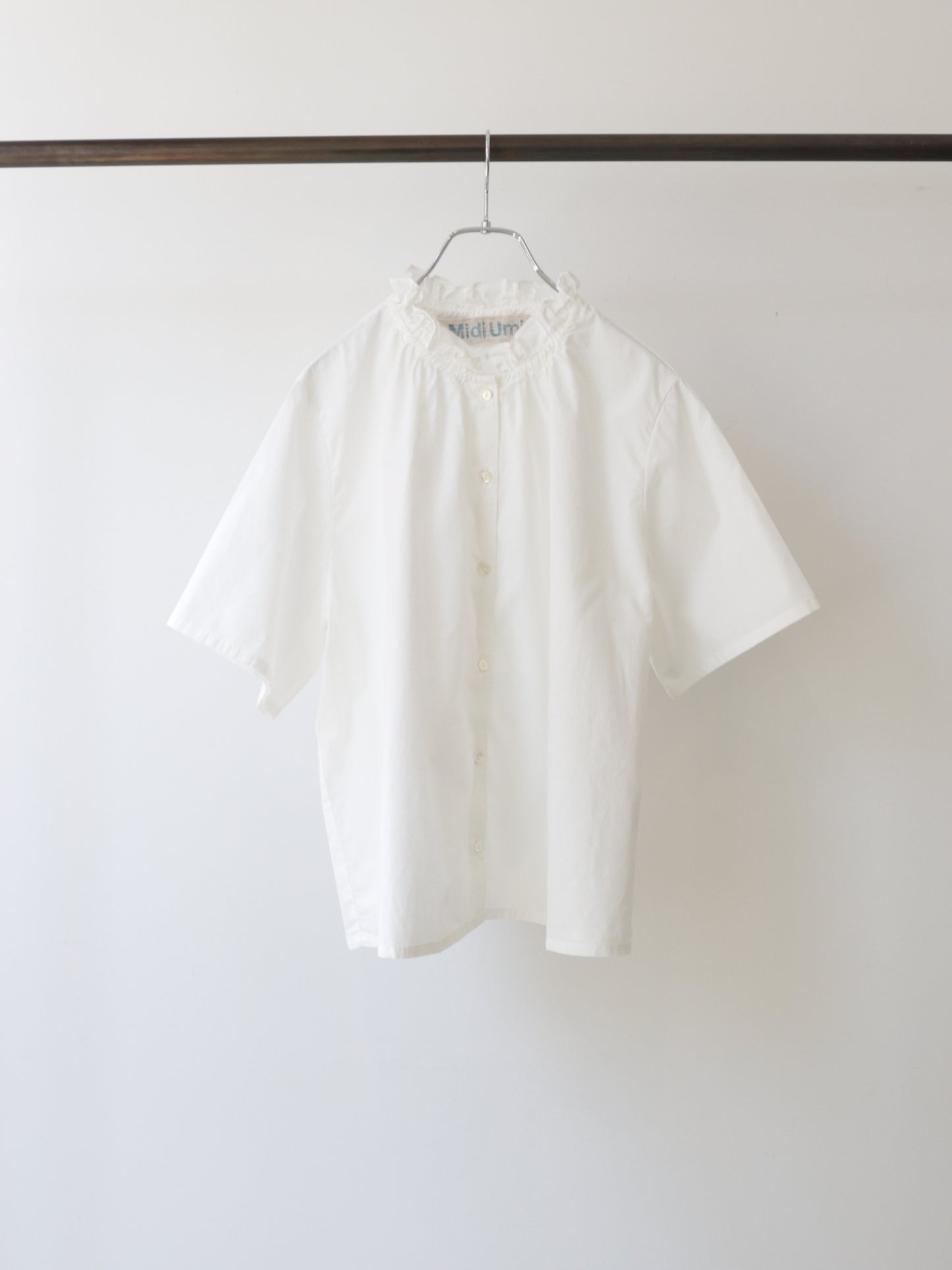 chambray frill shirt