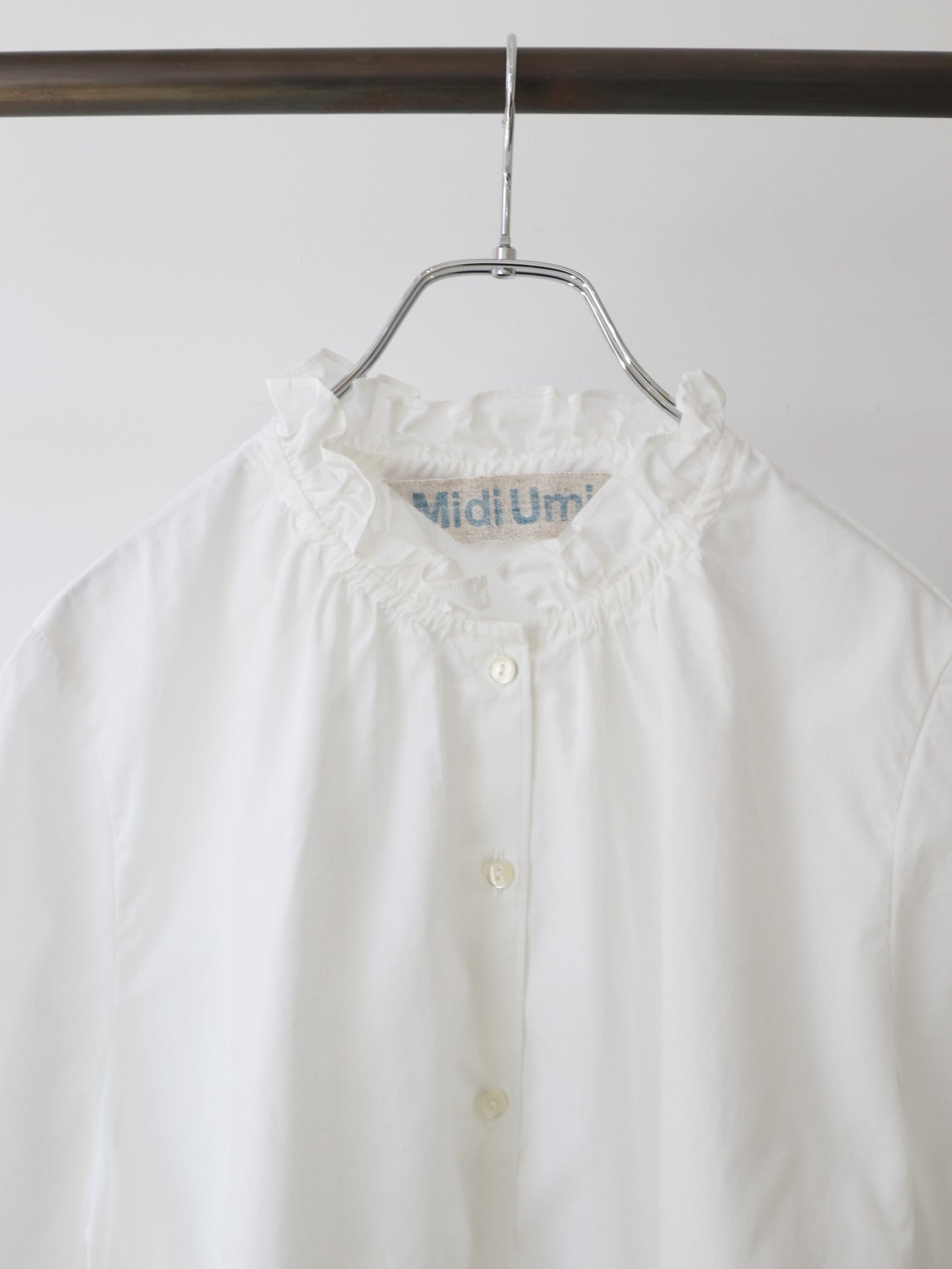 chambray frill shirt