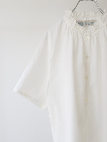 chambray frill shirt