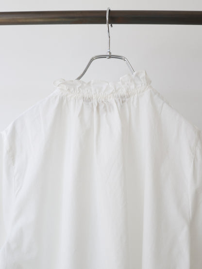 chambray frill shirt
