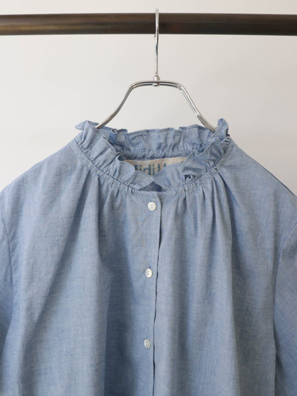 chambray frill shirt
