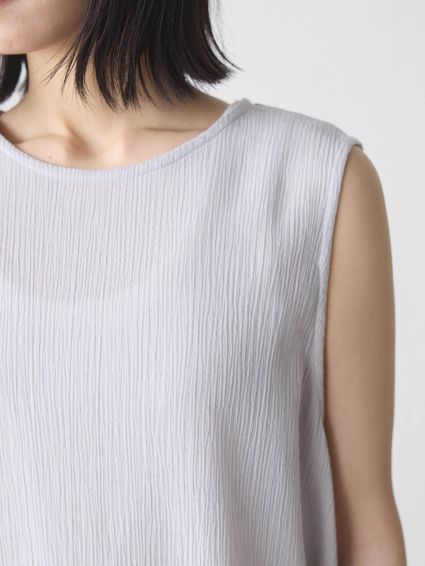 striped crepe nosleeve one-piece