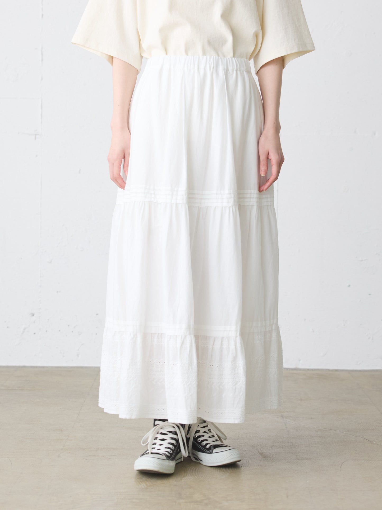 hem lace tiered skirt