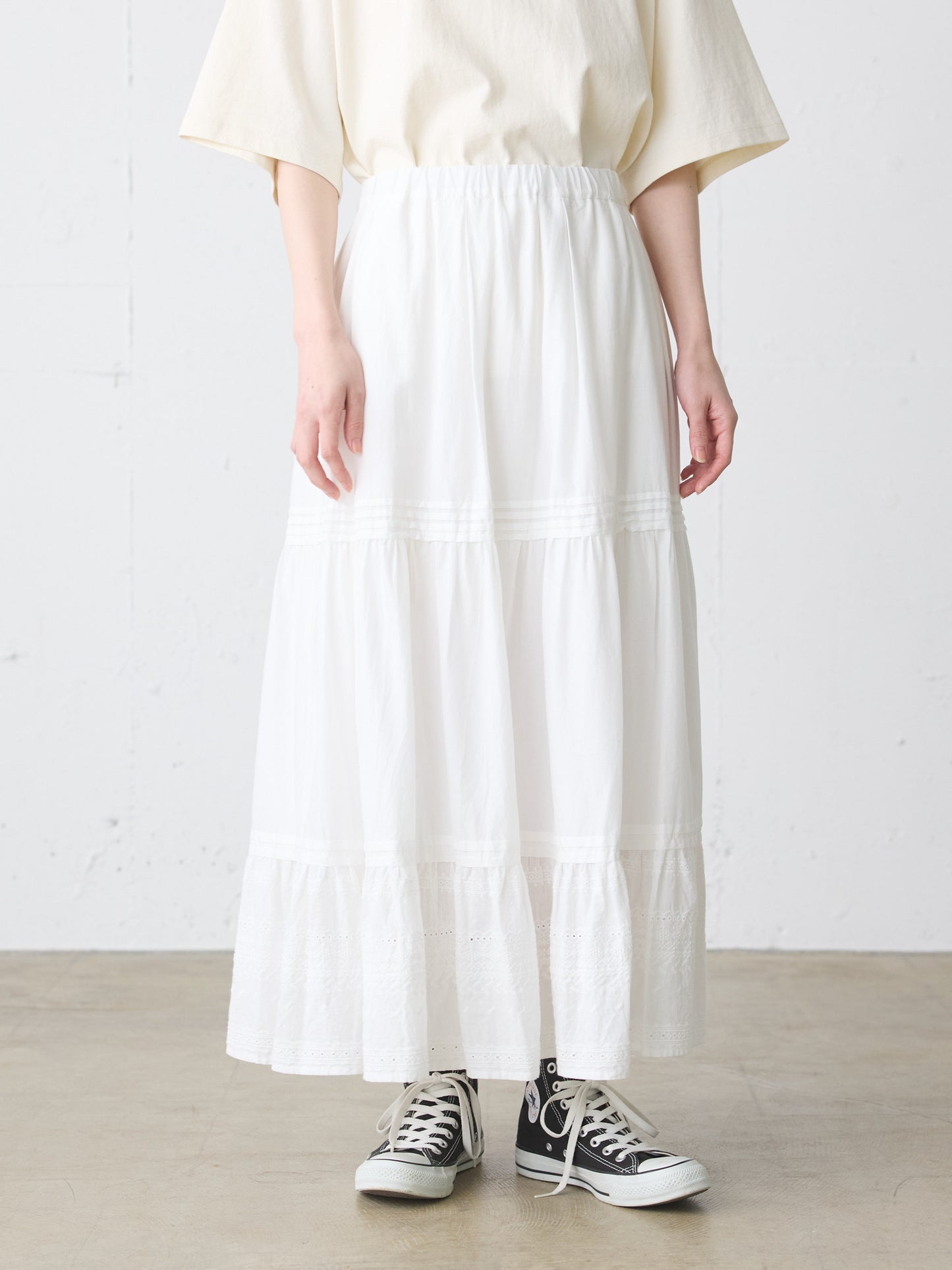 hem lace tiered skirt