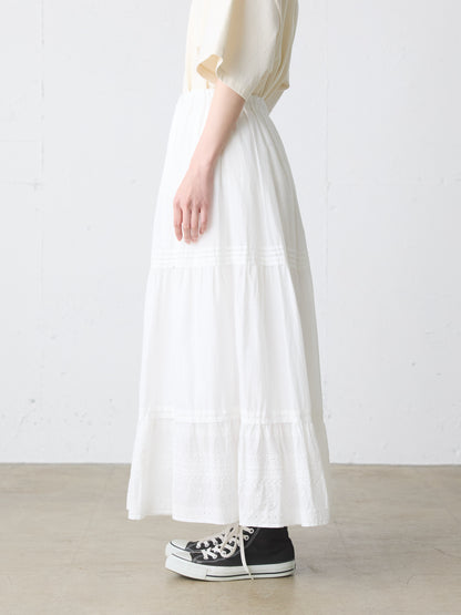 hem lace tiered skirt