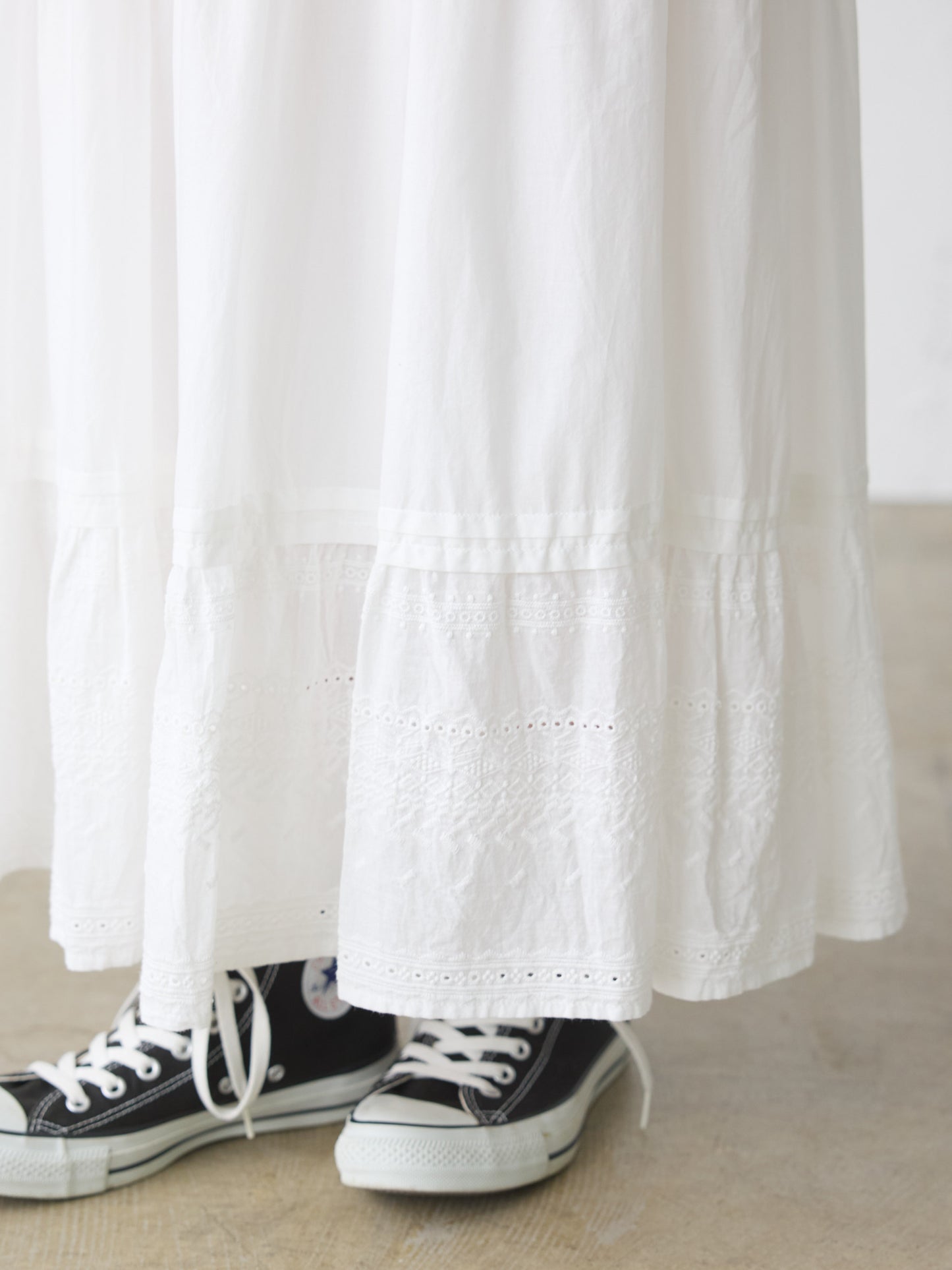 hem lace tiered skirt
