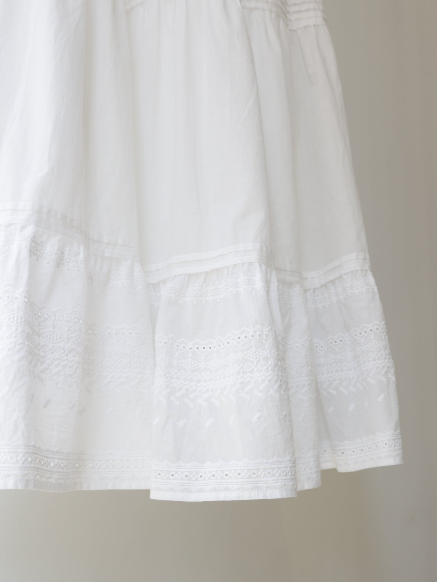 hem lace tiered skirt
