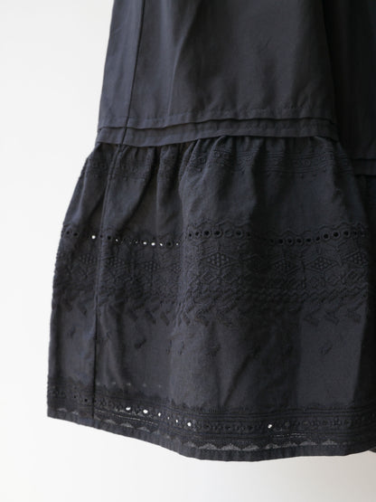hem lace tiered skirt