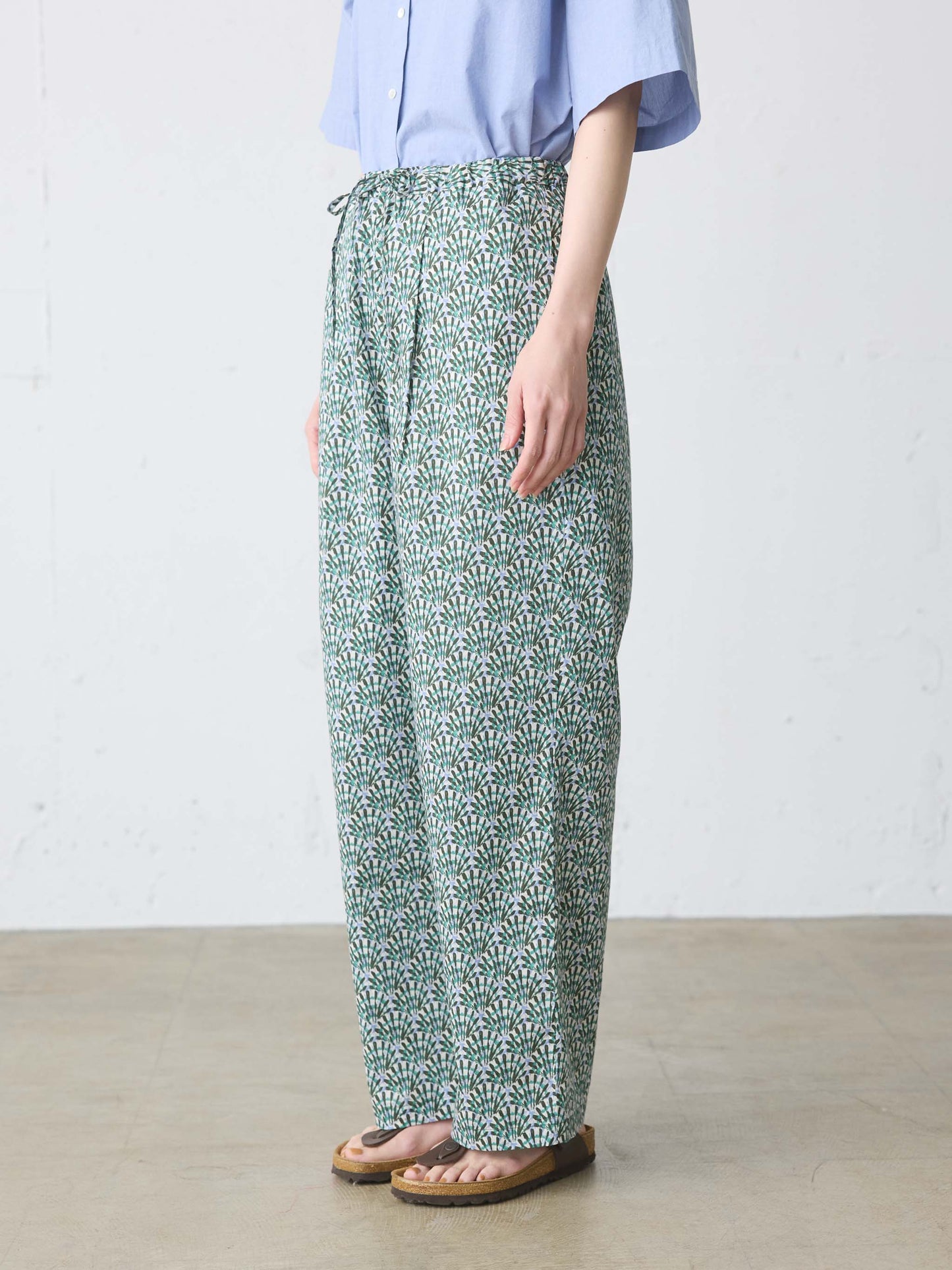 LIBERTY print pants