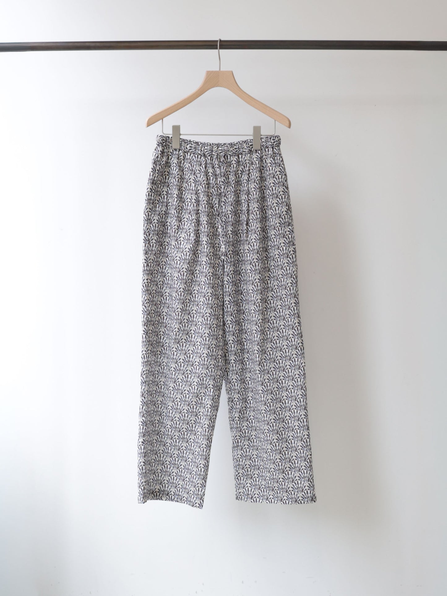 LIBERTY print pants
