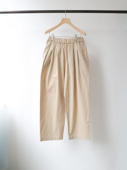 color tuck easy pants