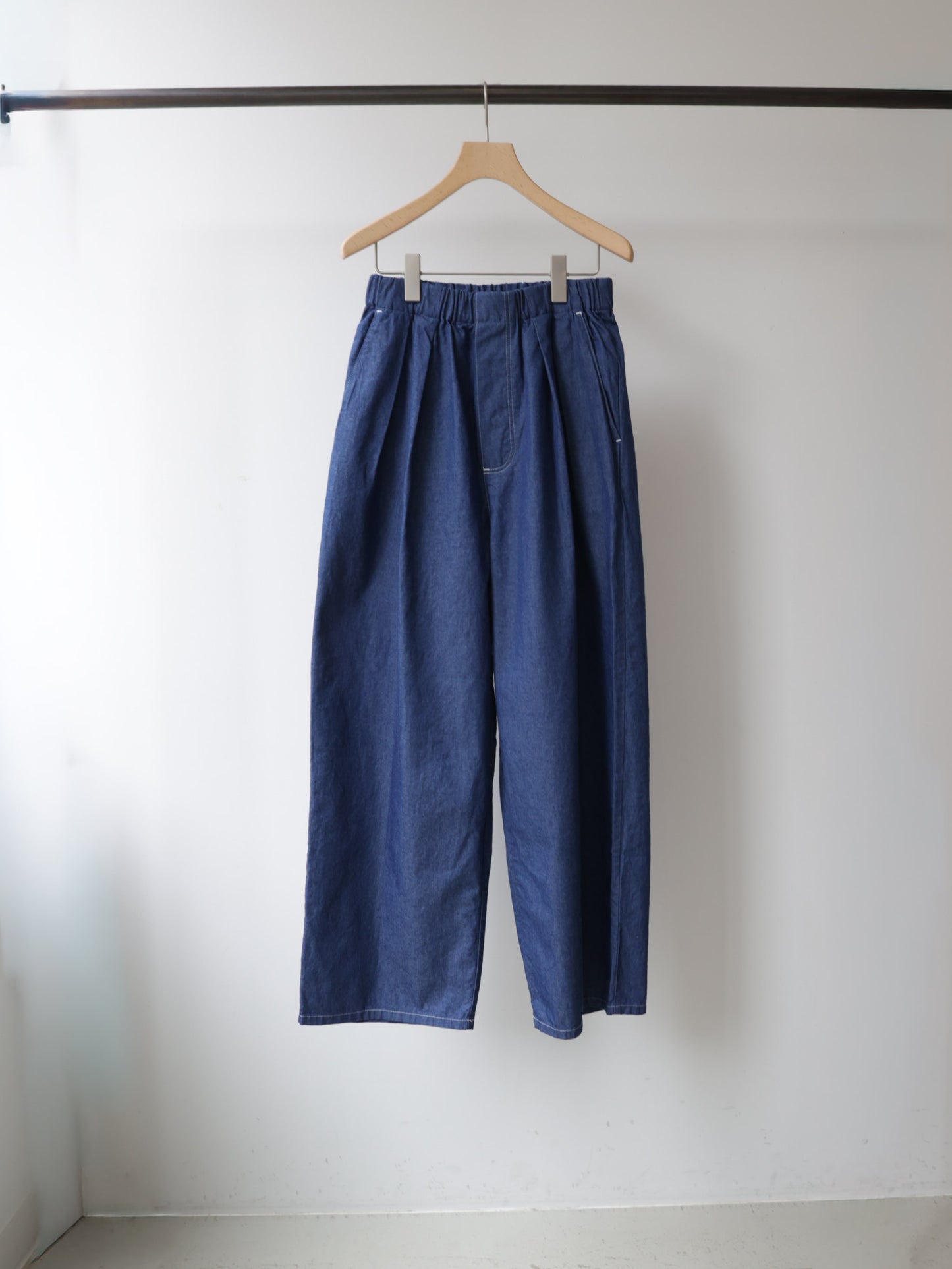 denim tuck wide easy pants