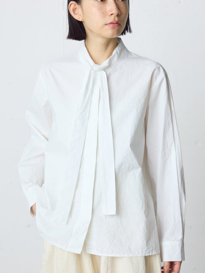 tie-neck shirt
