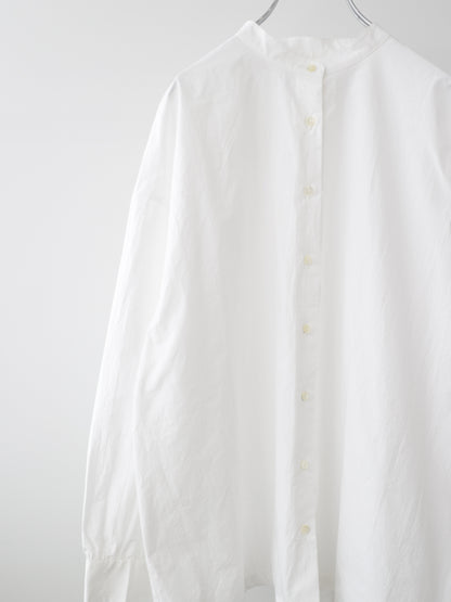 wide back gather shirt