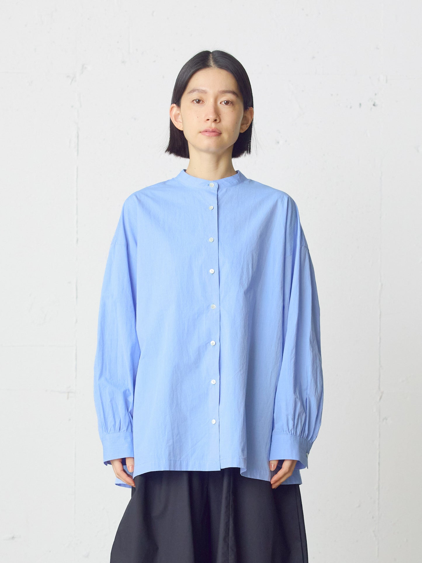 wide back gather shirt