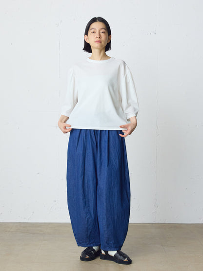 volume sleeve pullover