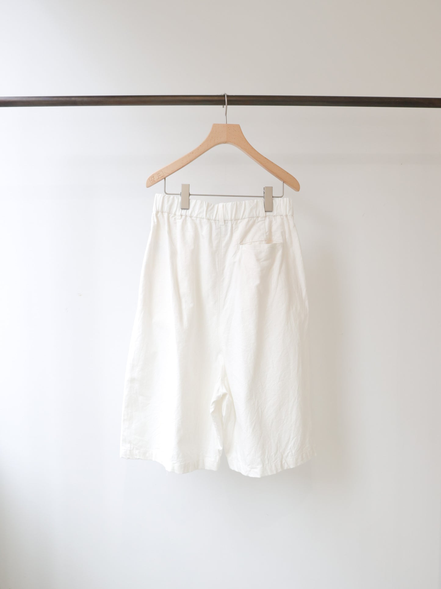 cotton linen tuck short pants