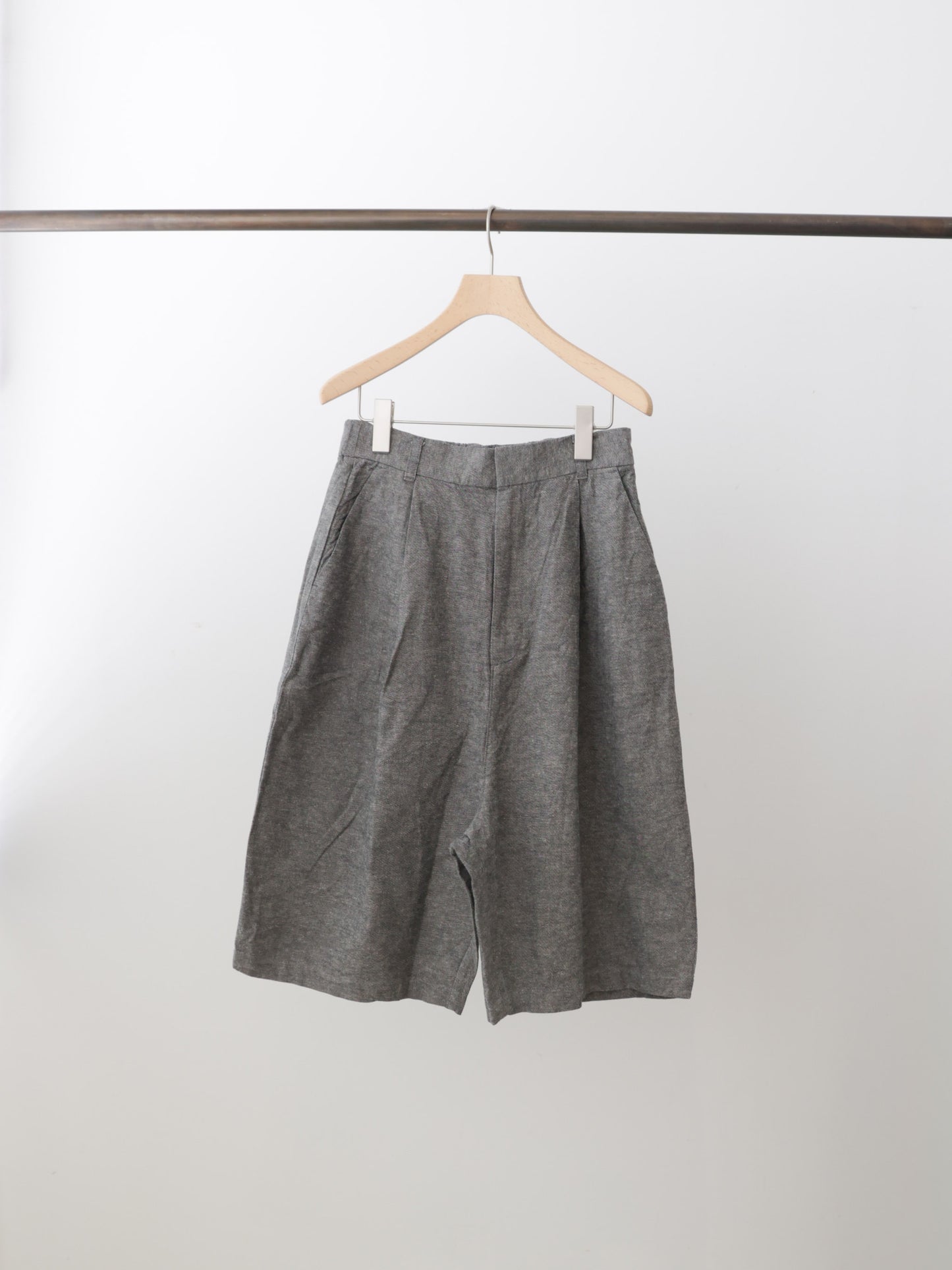 cotton linen tuck short pants