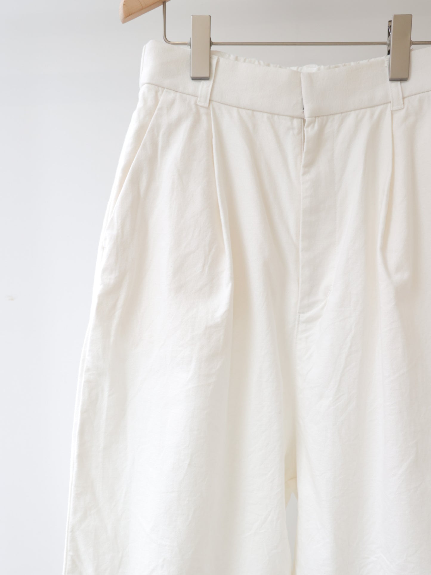 cotton linen tuck short pants