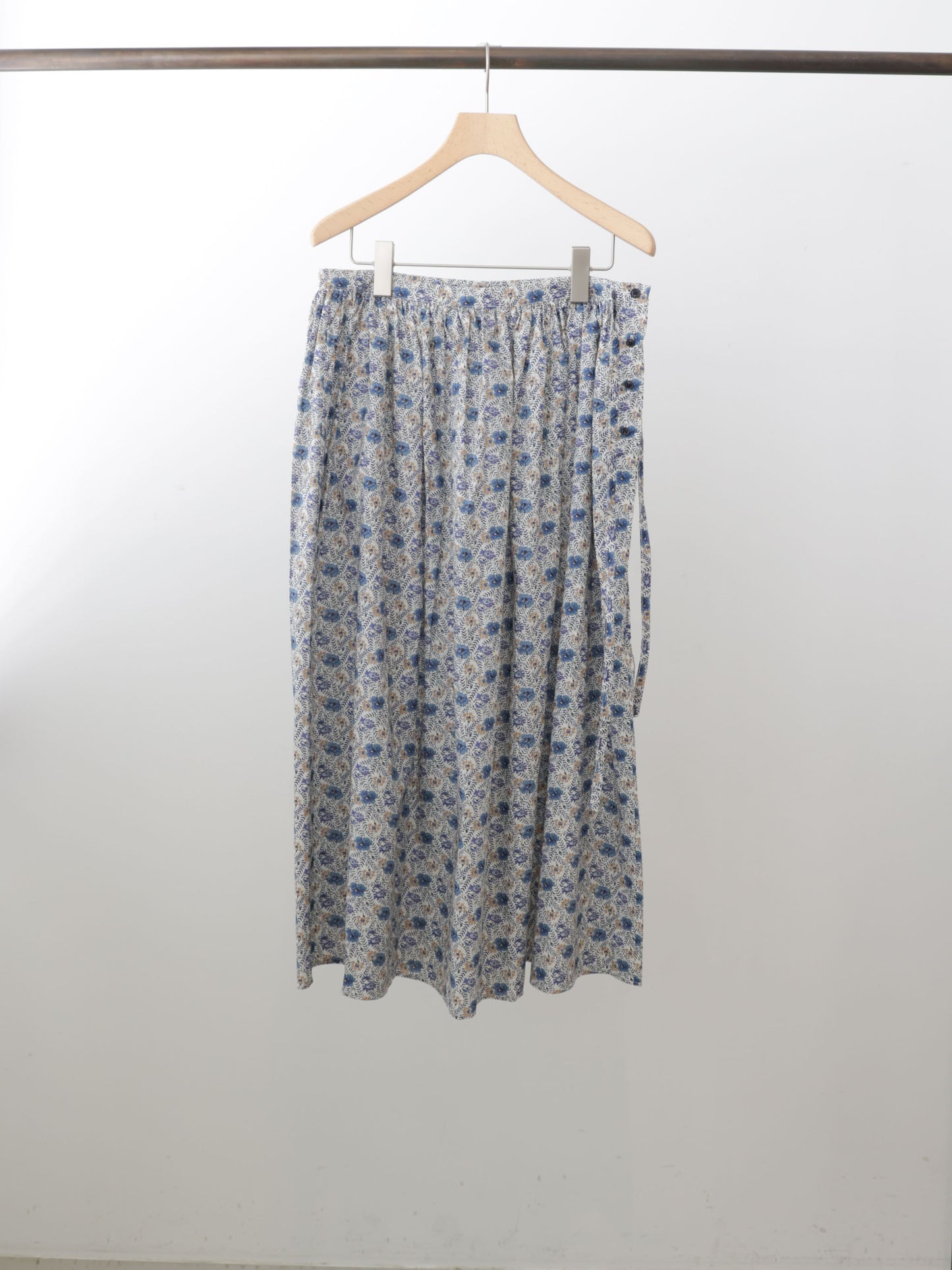 LIBERTY print farmer's skirt