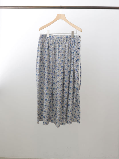 LIBERTY print farmer's skirt