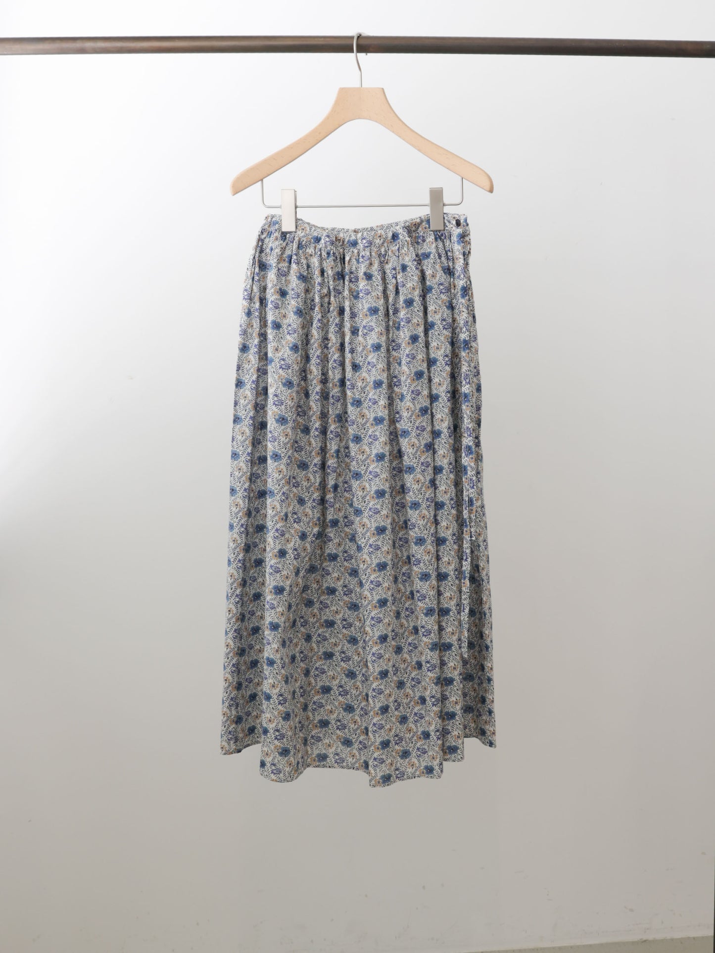 LIBERTY print farmer's skirt