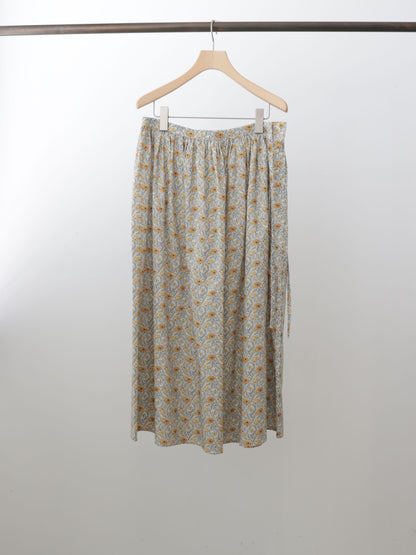 LIBERTY print farmer's skirt