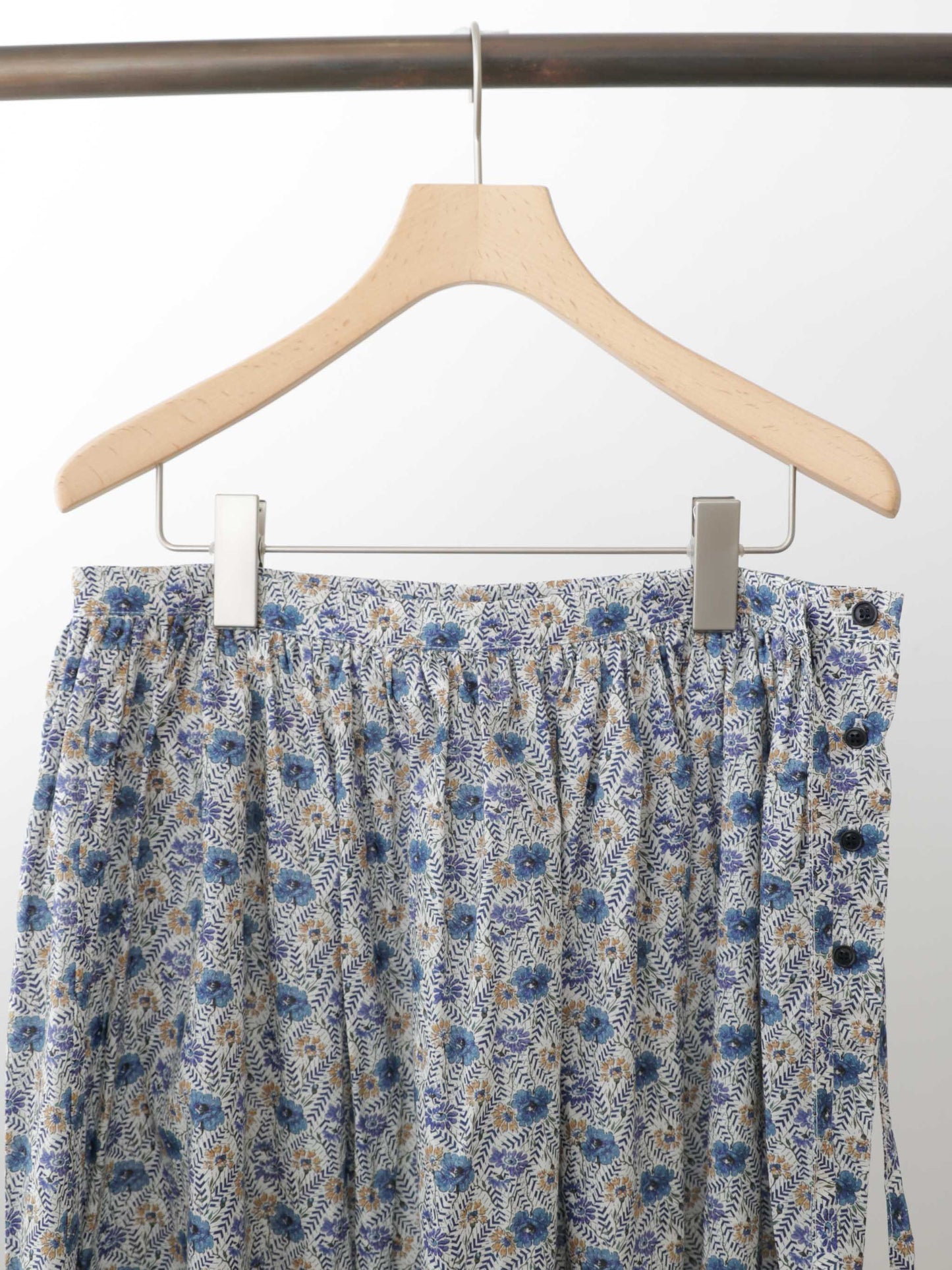 LIBERTY print farmer's skirt