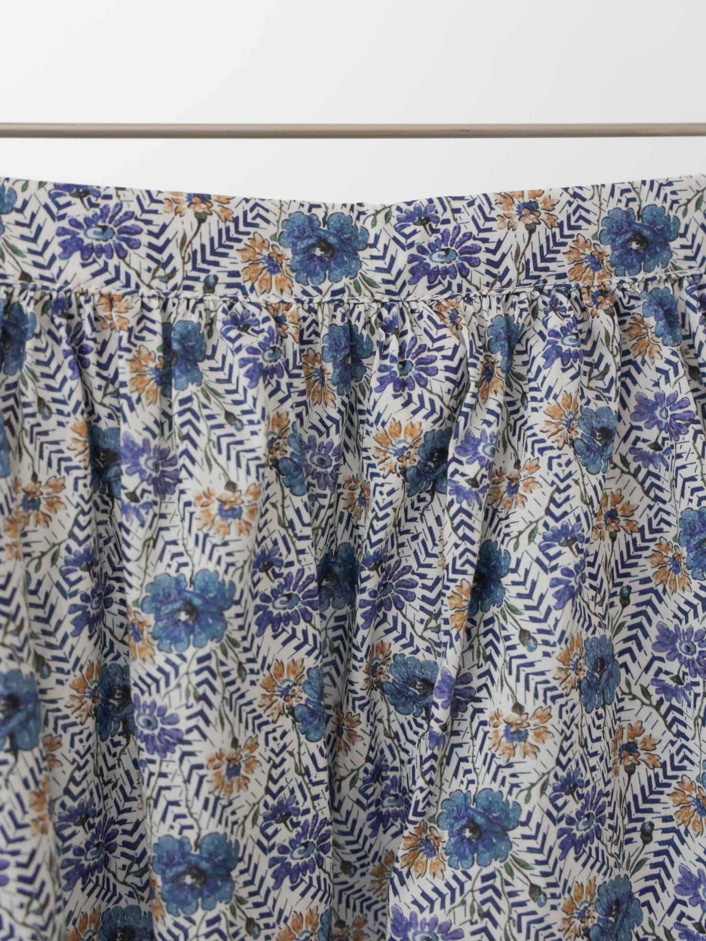 LIBERTY print farmer's skirt