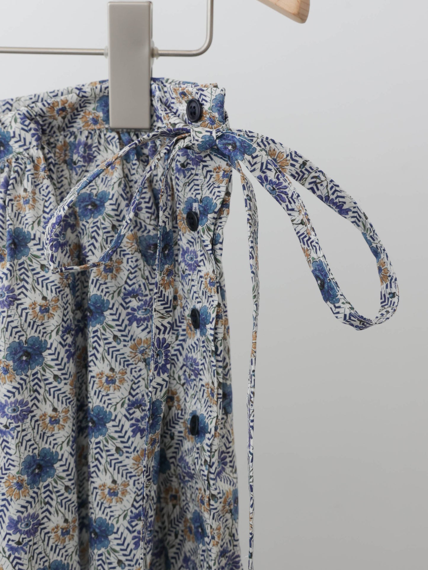 LIBERTY print farmer's skirt