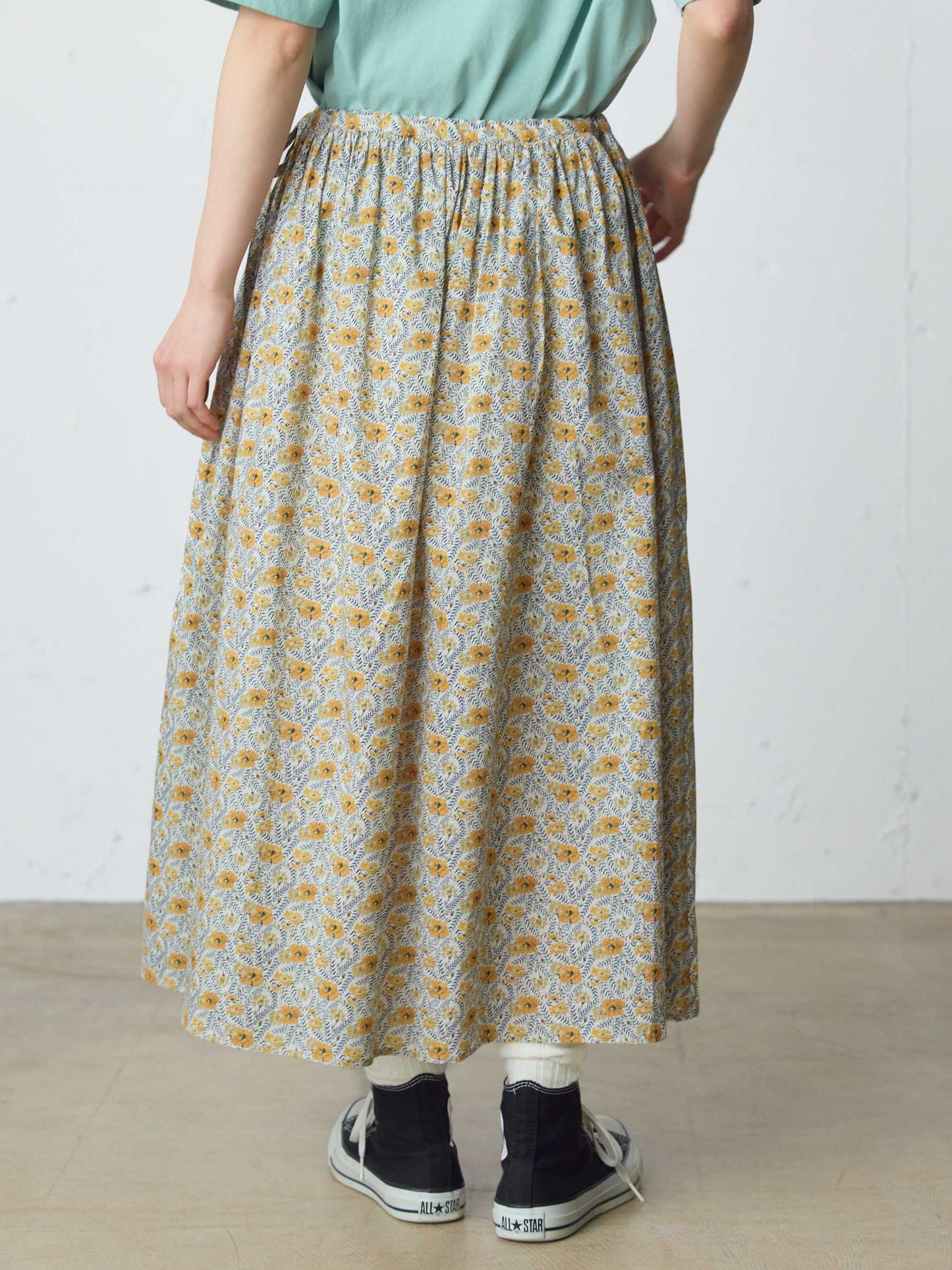 LIBERTY print farmer's skirt