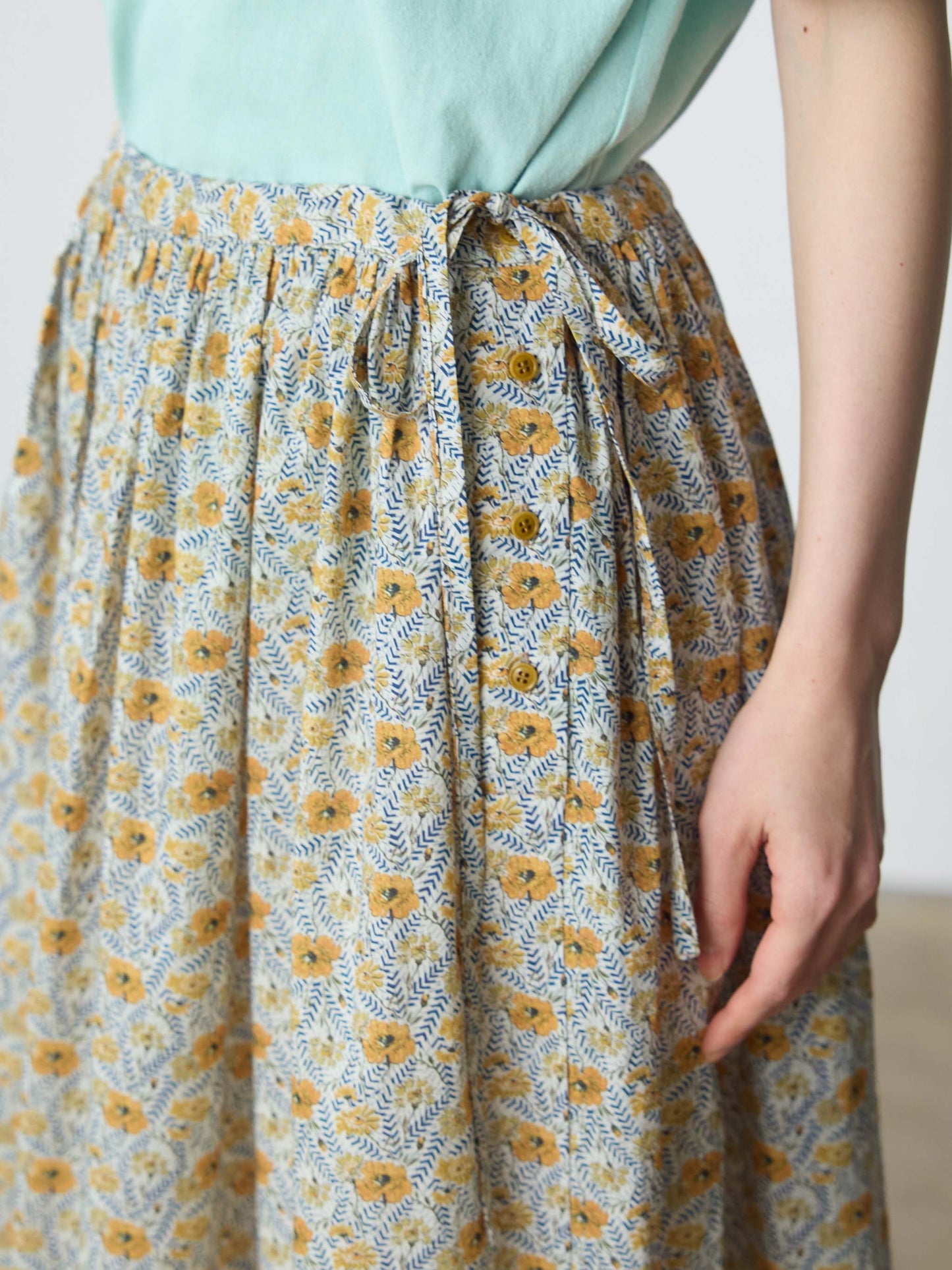 LIBERTY print farmer's skirt