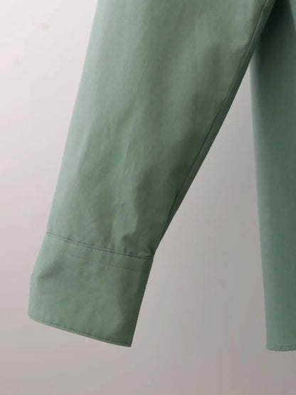 A line band collar shirt