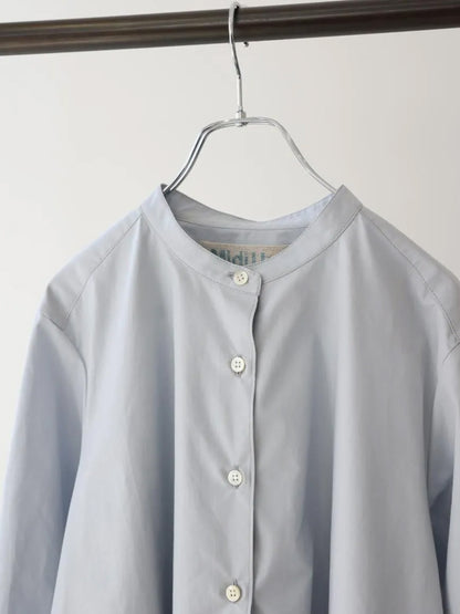 A line band collar shirt