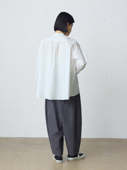 A line band collar shirt