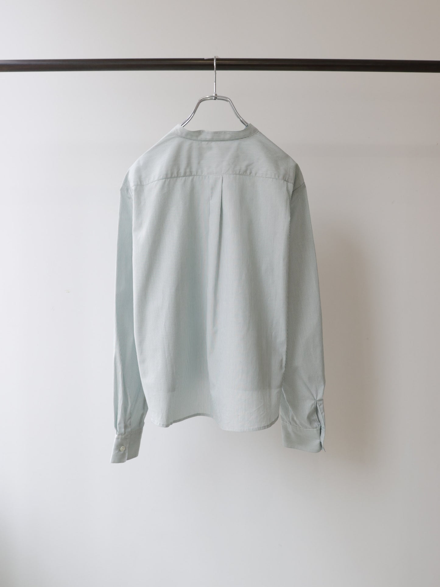 patterned short shirt