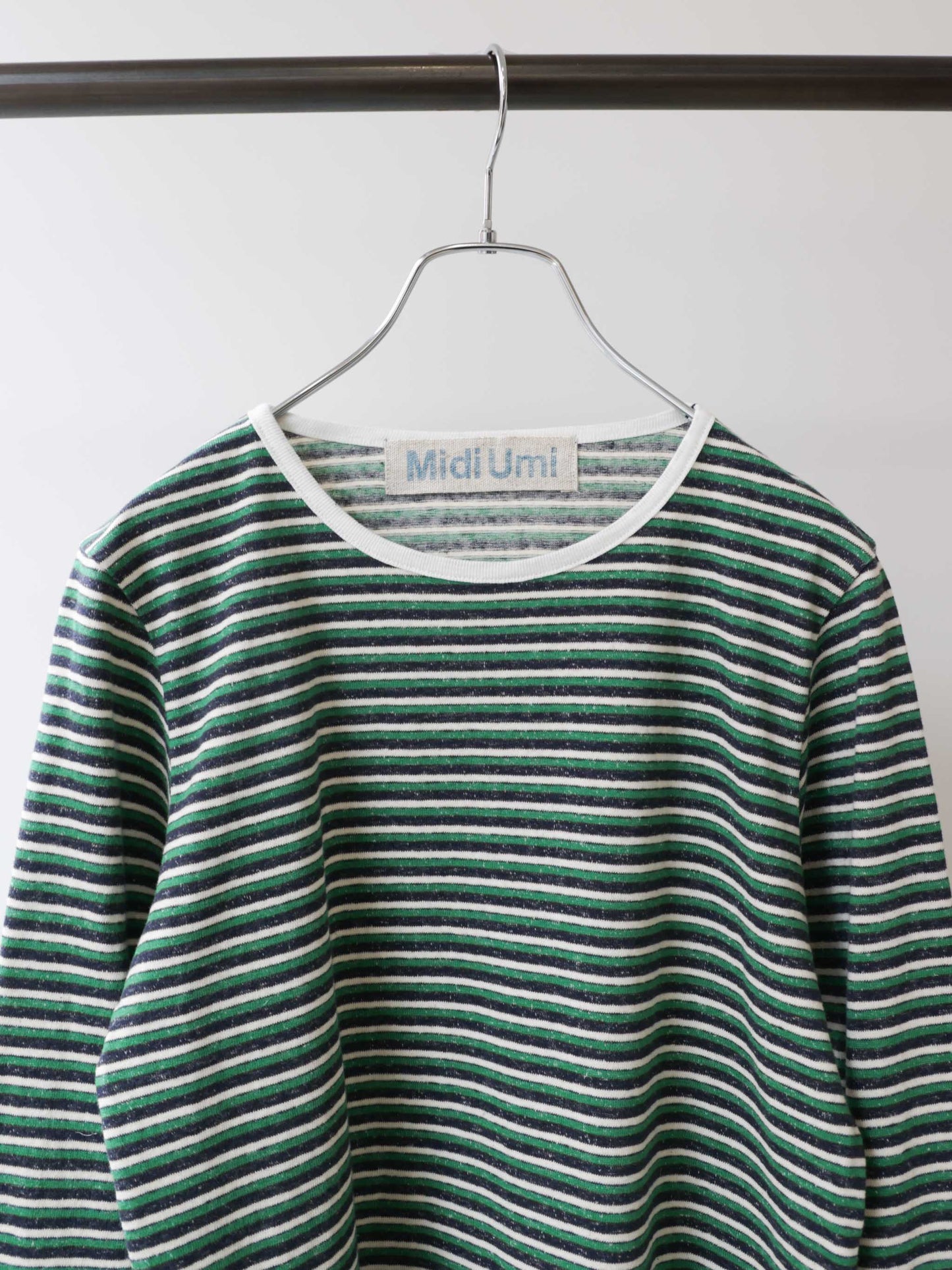 multi border pullover long sleeve