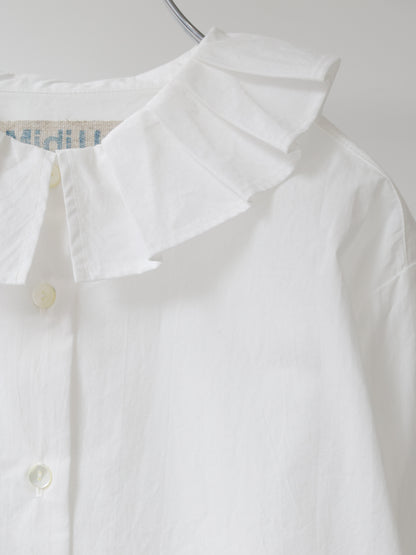 tuck collar shirt