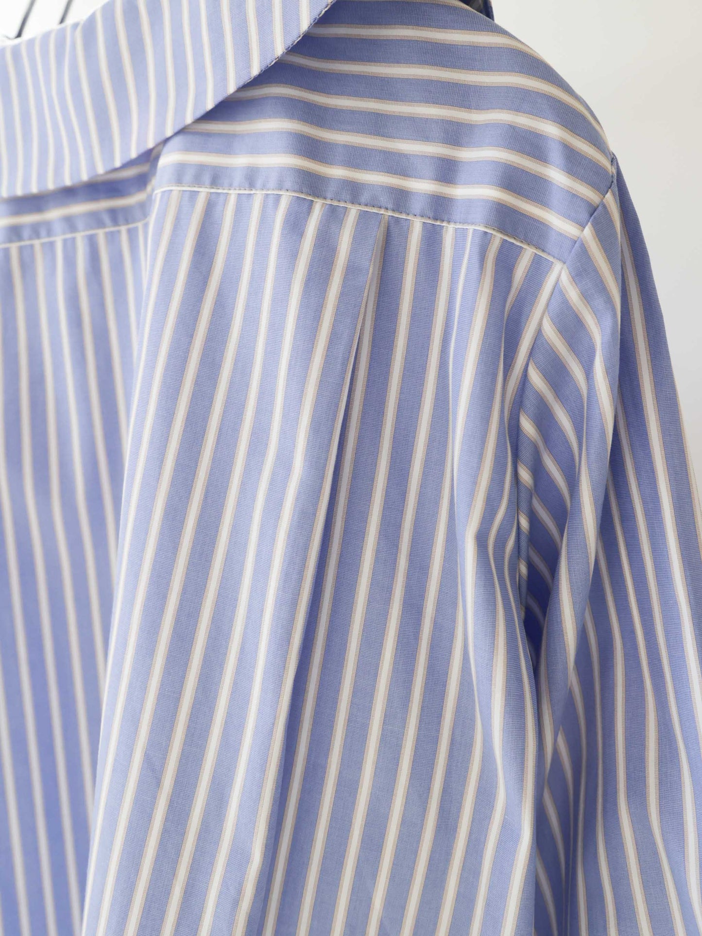 scarf like short shirt