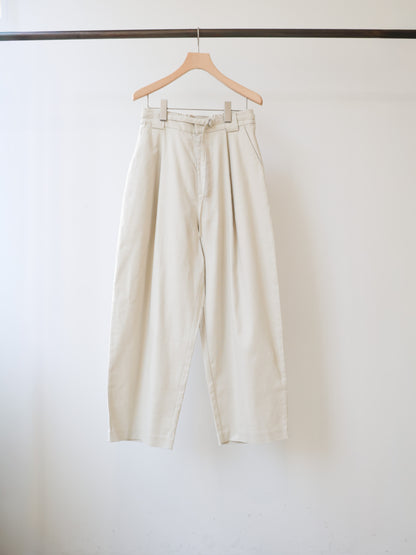 slacks pants with belt