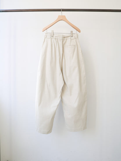 slacks pants with belt