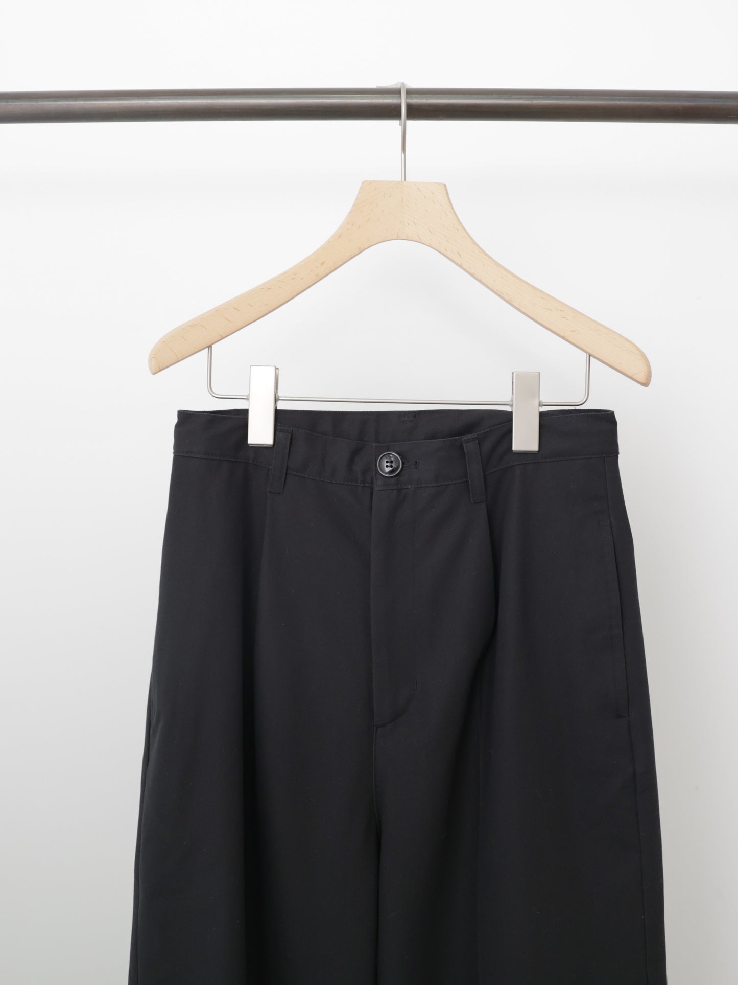 wide slacks pants